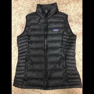 Women’s Patagonia down vest!